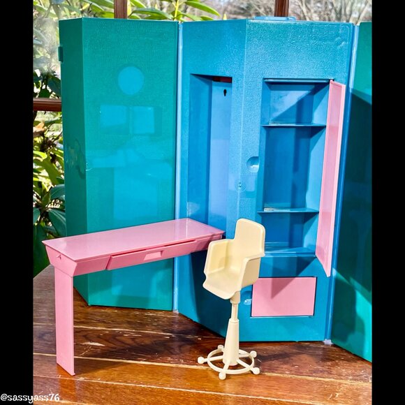 🆕VTG▪️1984 BARBIE Home & Office Foldable Playset W 12 Piece Furniture & Access - Picture 4 of 14